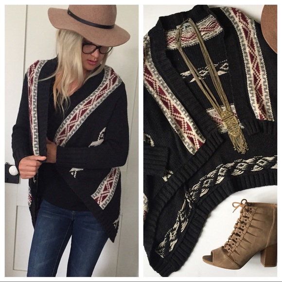 Sweaters - Aztec Sweater Cardigan Angled Navy Burgundy Cream